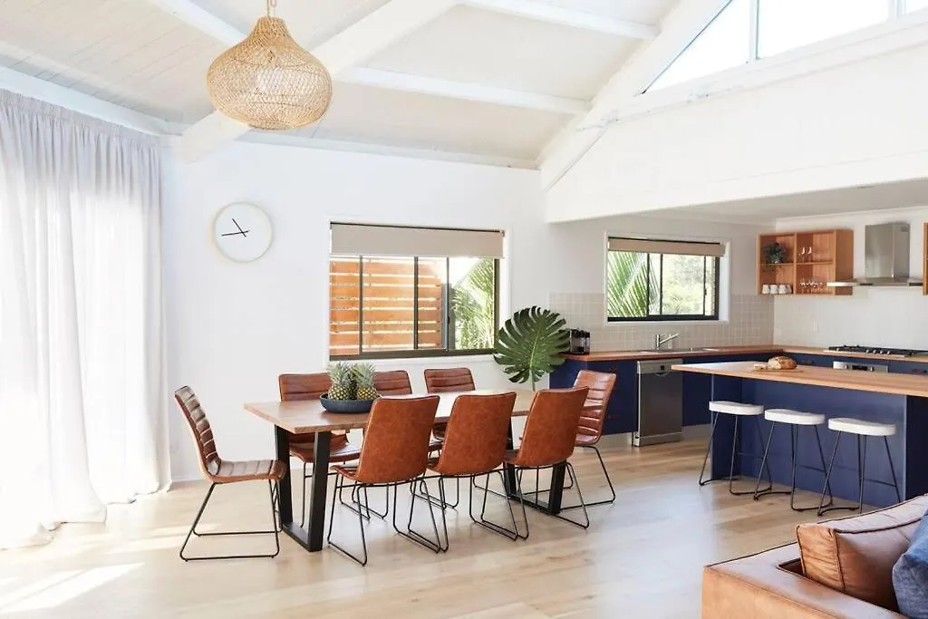 Barefoot Bungalow - Beachfront Byron Bay Dom wakacyjny