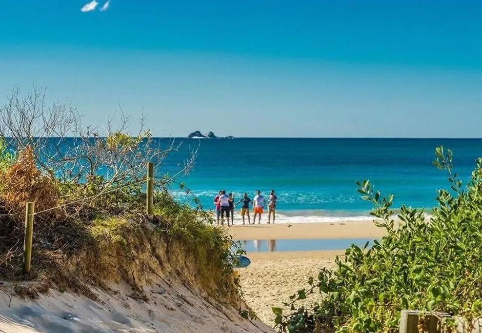 Barefoot Bungalow - Beachfront Byron Bay Dom wakacyjny